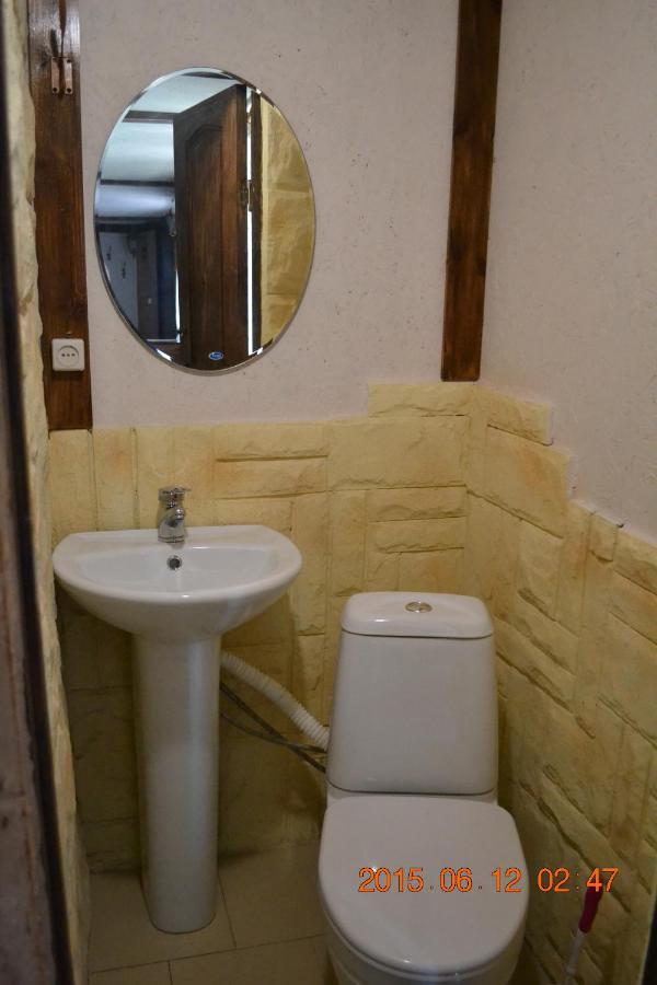 U Palycha Guest House Suchumi Zewnętrze zdjęcie