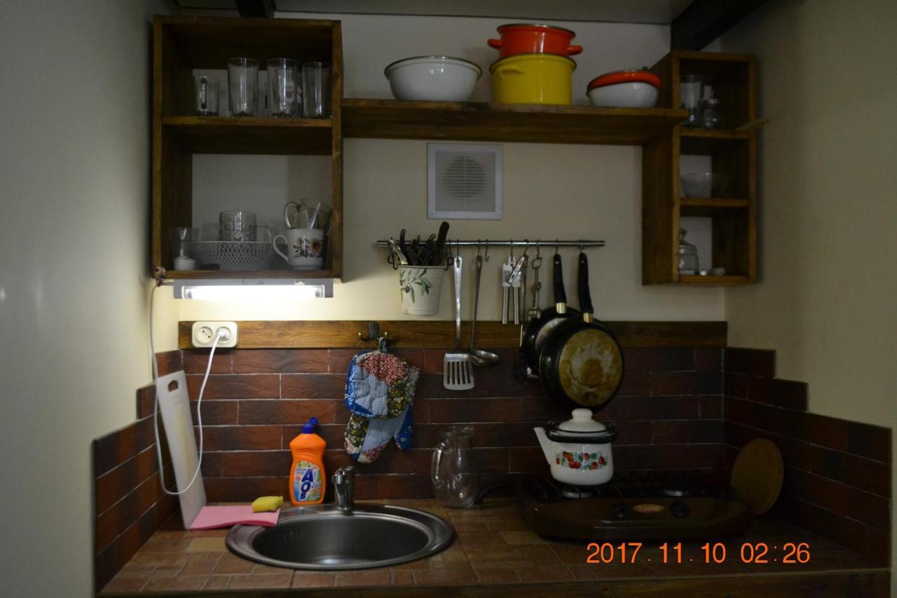 U Palycha Guest House Suchumi Zewnętrze zdjęcie
